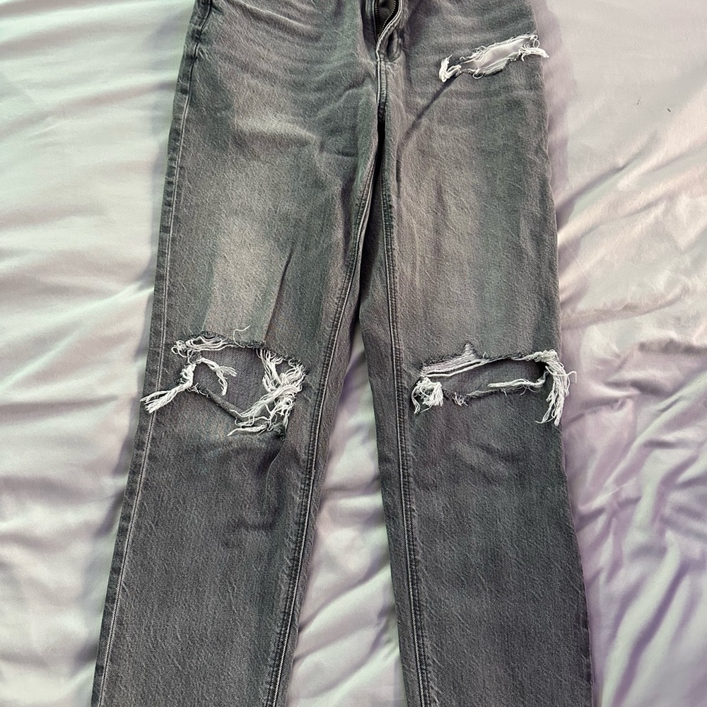Distressed Grey Women's Jeans